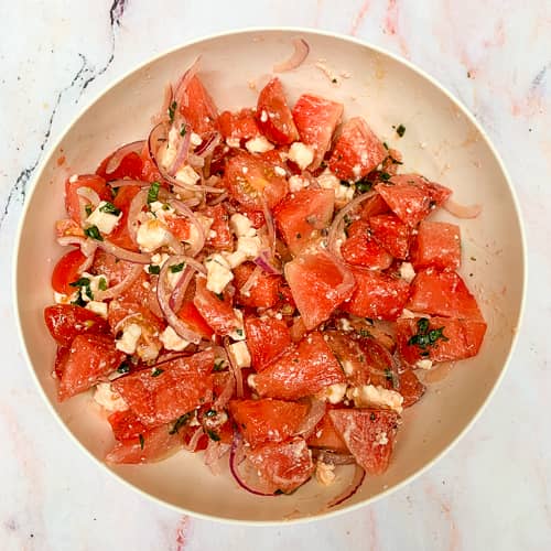 Insalata di anguria, pomodorini e feta - Preparazione 4
