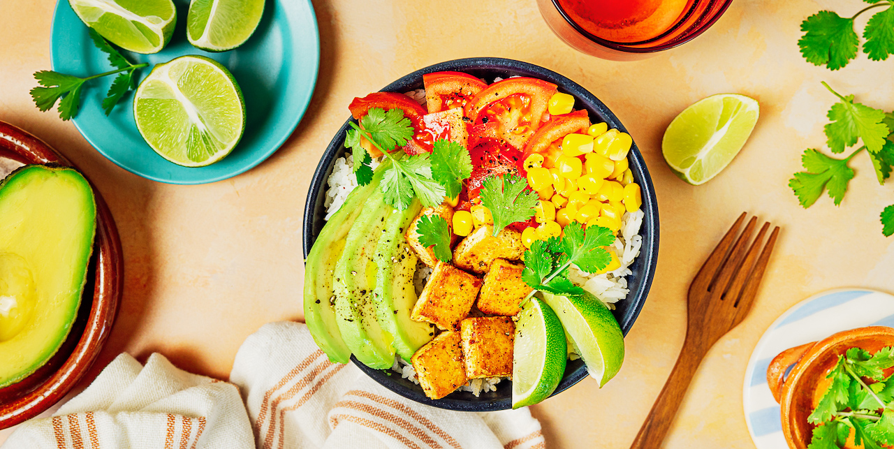 Mexican-Inspired Tofu Bowl with Rice, Avocado, Tomato, Corn &amp; Lime - Yuka