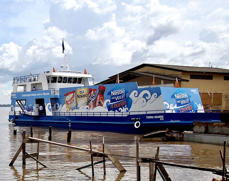 Nestle boat