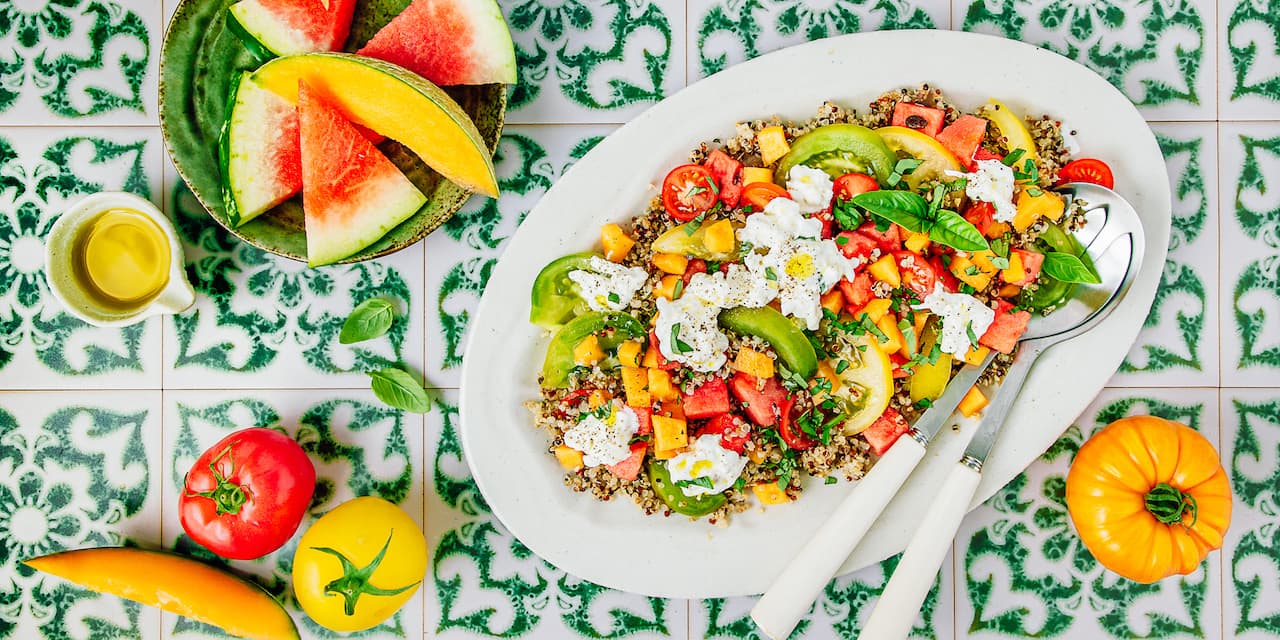 Salade de quinoa, pastèque & burrata